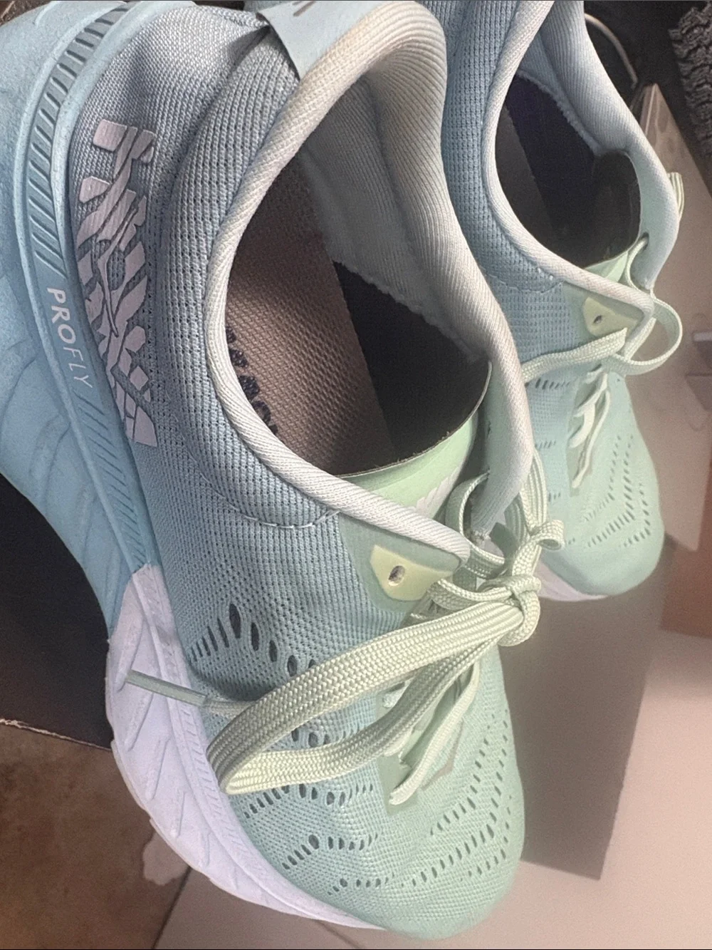 Hoka One One Women's Mint Green Running Shoes size 8
